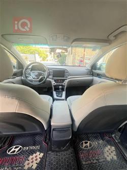 هیوندای ئەلەنترا